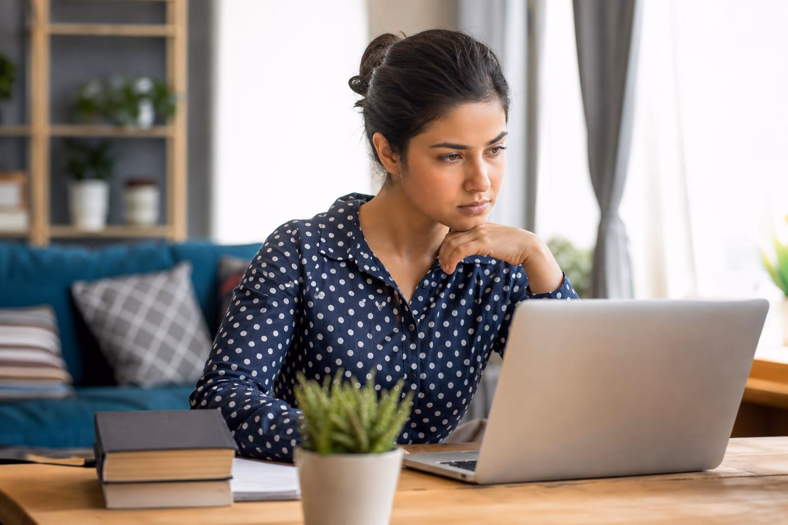 How to Find a Verified Vedic Astrologer Online Safely (2026)